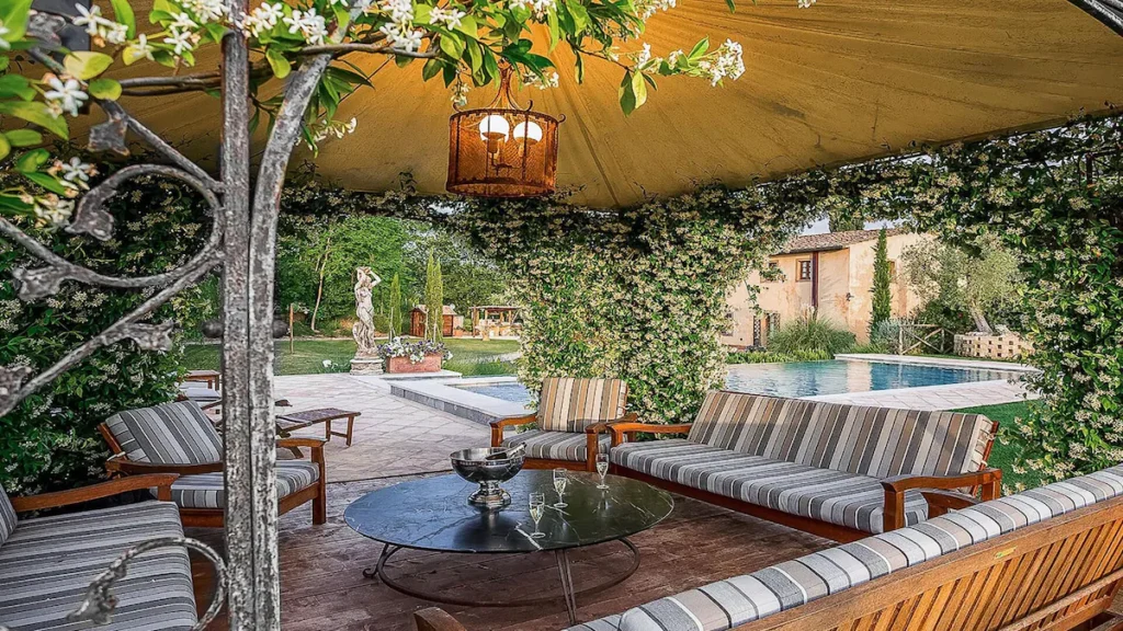 Pool area